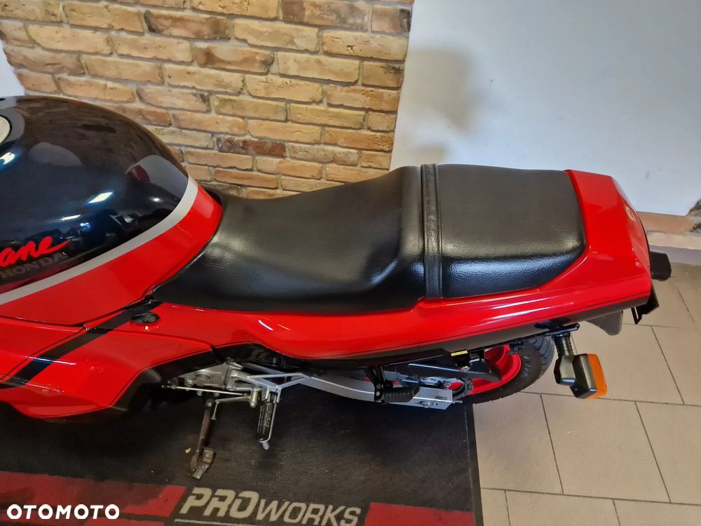 Honda CBR - 27