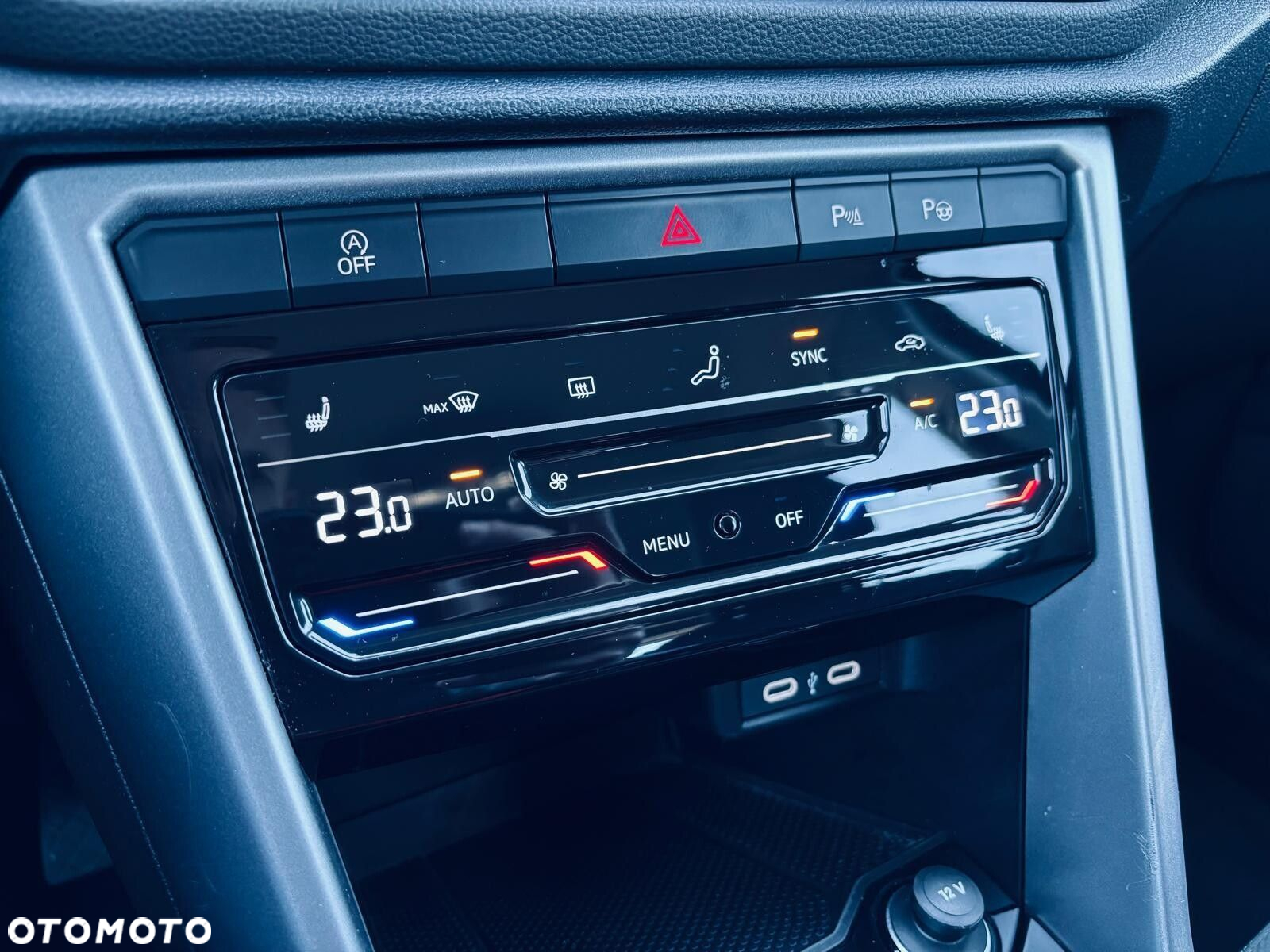 Volkswagen T-Roc 1.5 TSI Life DSG - 30