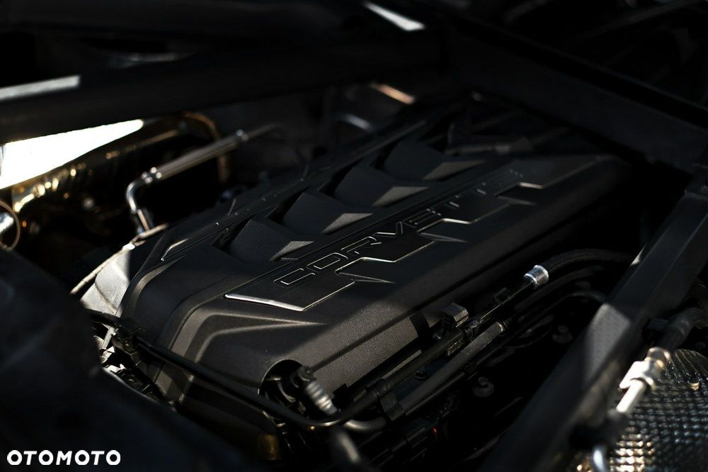 Chevrolet Corvette - 23