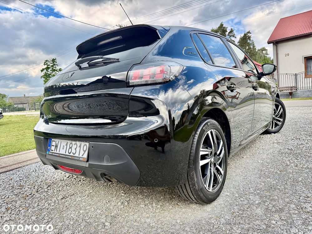 Peugeot 208 - 3
