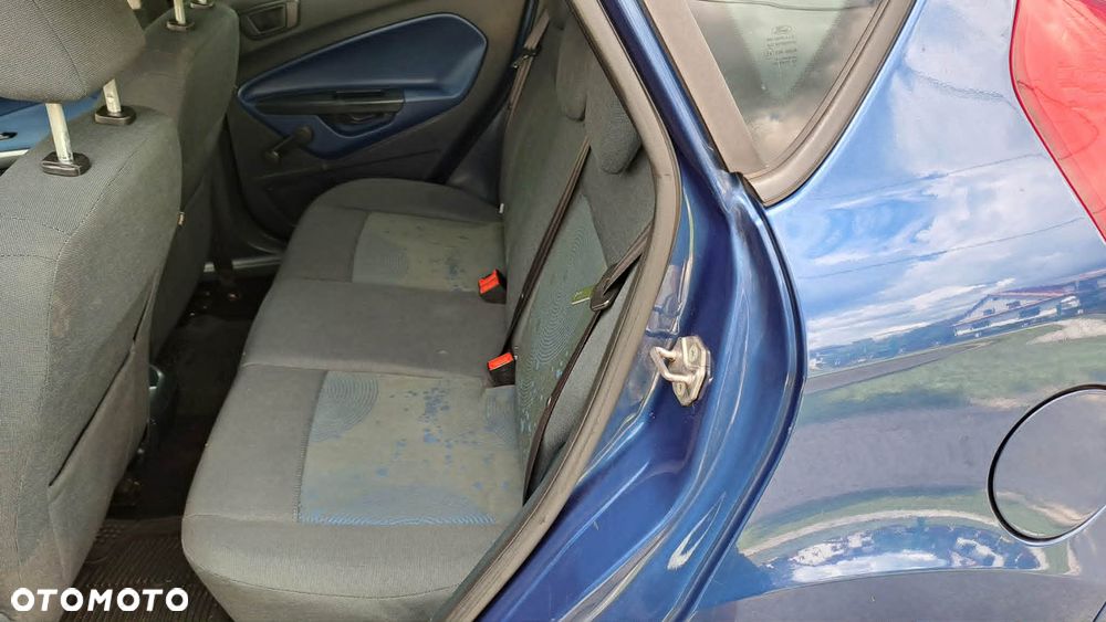 Ford Fiesta - 11