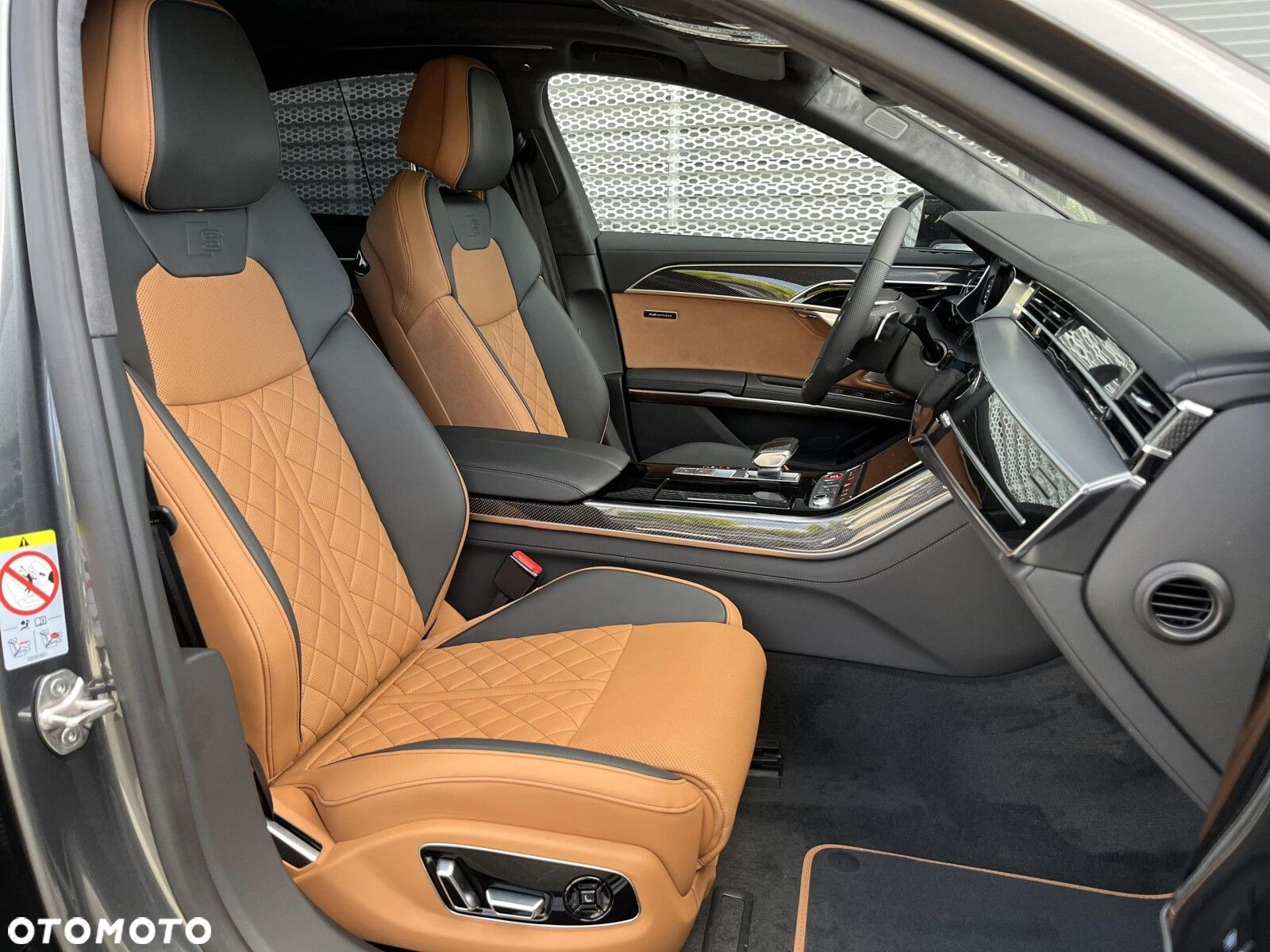 Audi S8 - 23