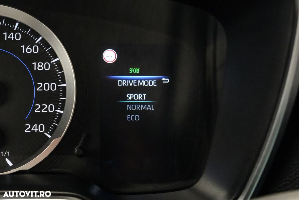 Toyota Corolla 1.8 HSD Dynamic - 26