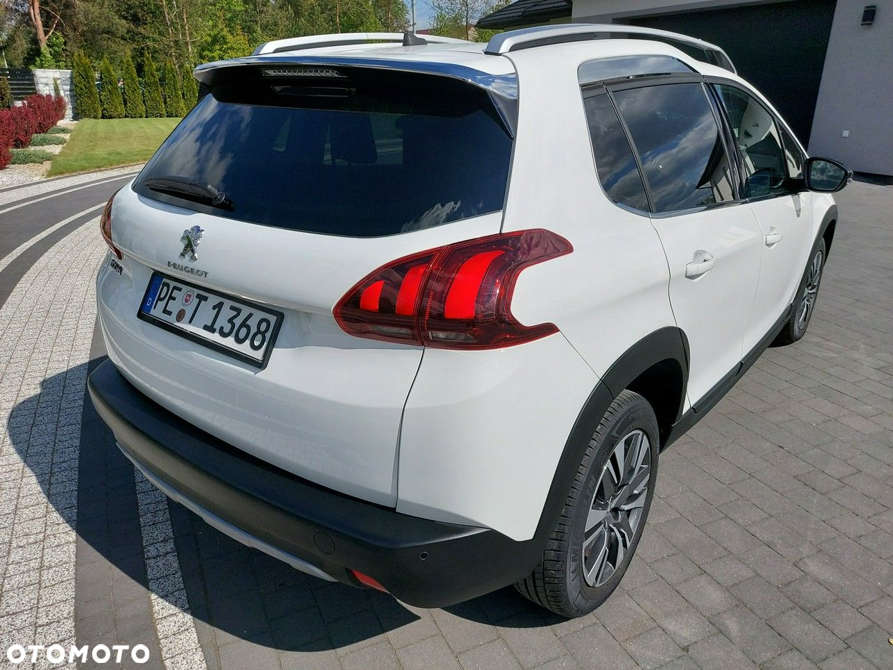 Peugeot 2008 - 2