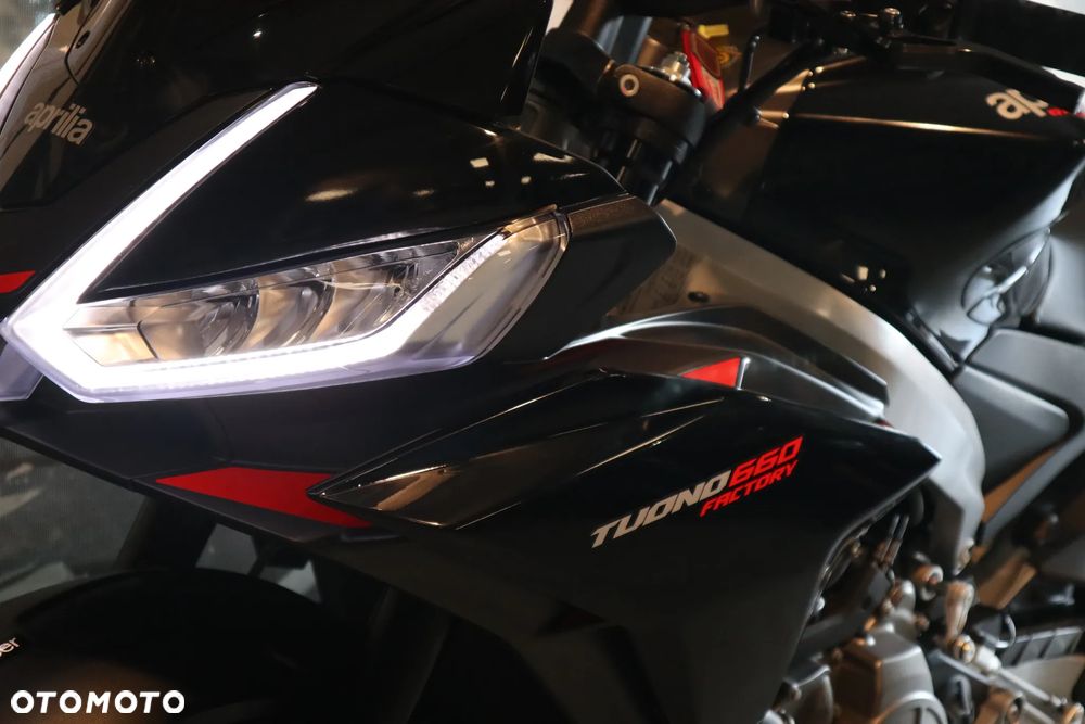 Aprilia Tuono - 6