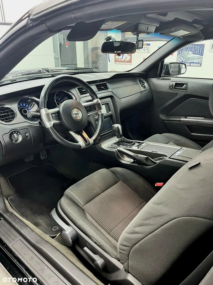 Ford Mustang 3.7 V6 - 10