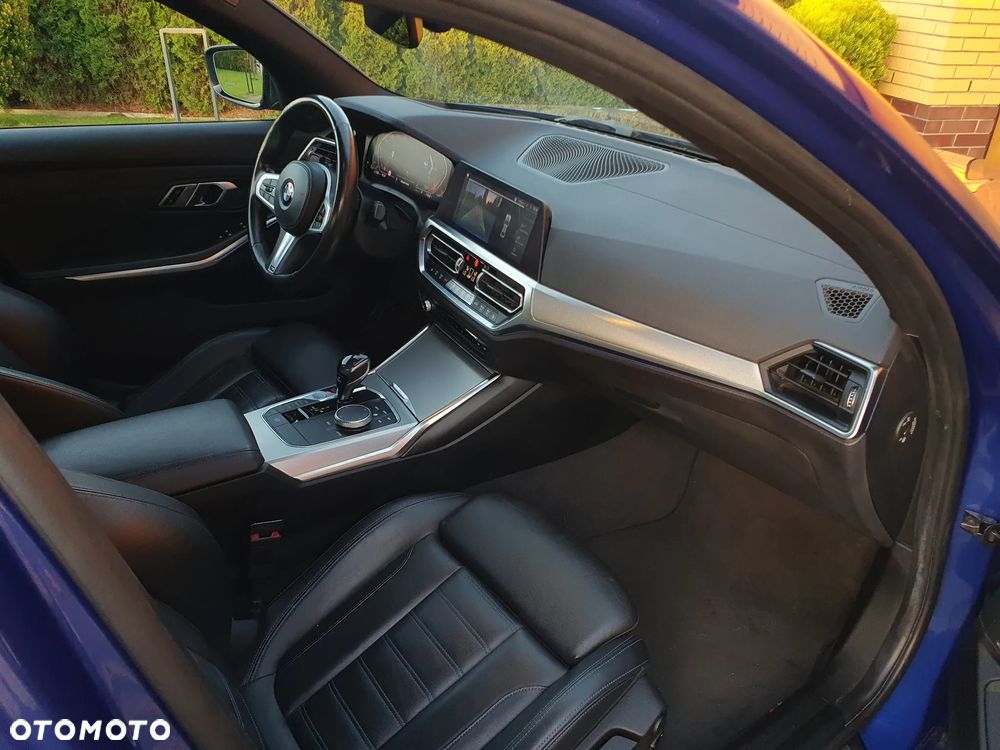 BMW Seria 3 320d M Sport Shadow - 10
