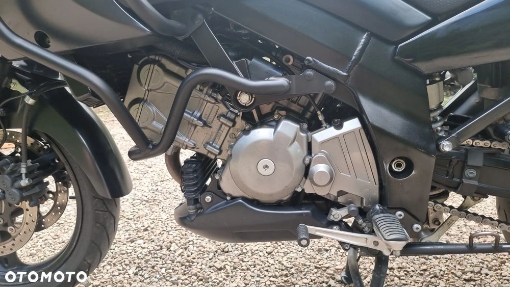 Suzuki V-STROM - 13