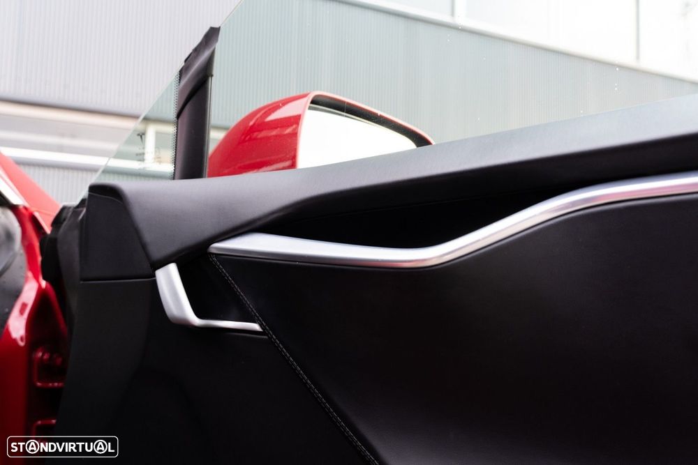 Tesla Model S Long Range AWD - 51