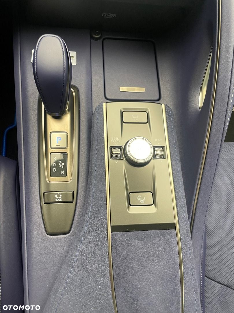 Lexus LC 500 Ultimate Edition - 18