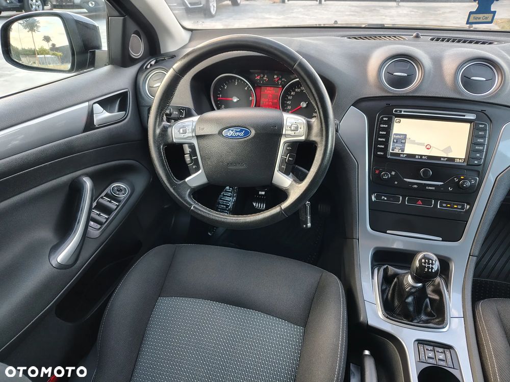 Ford Mondeo 2.0 TDCi Business Edition - 22