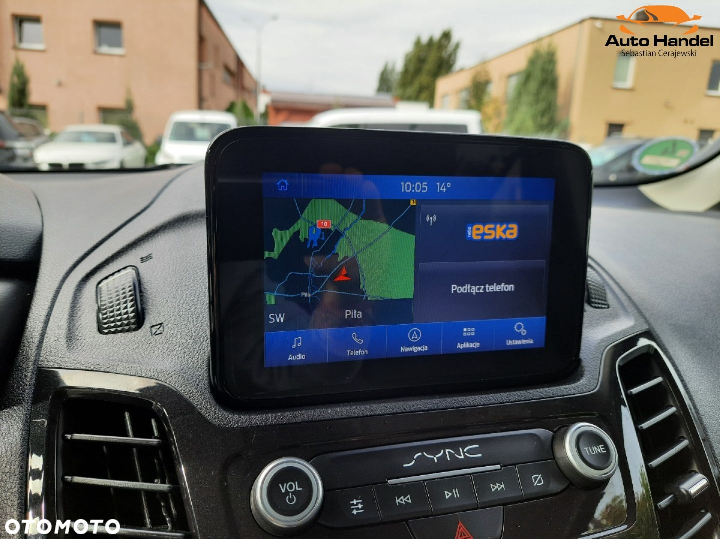 Ford Tourneo Connect Grand - 16