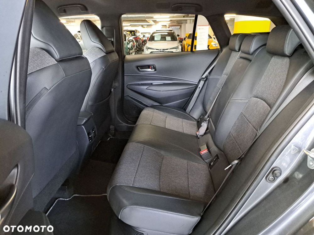 Toyota Corolla 1.8 Hybrid Style - 13