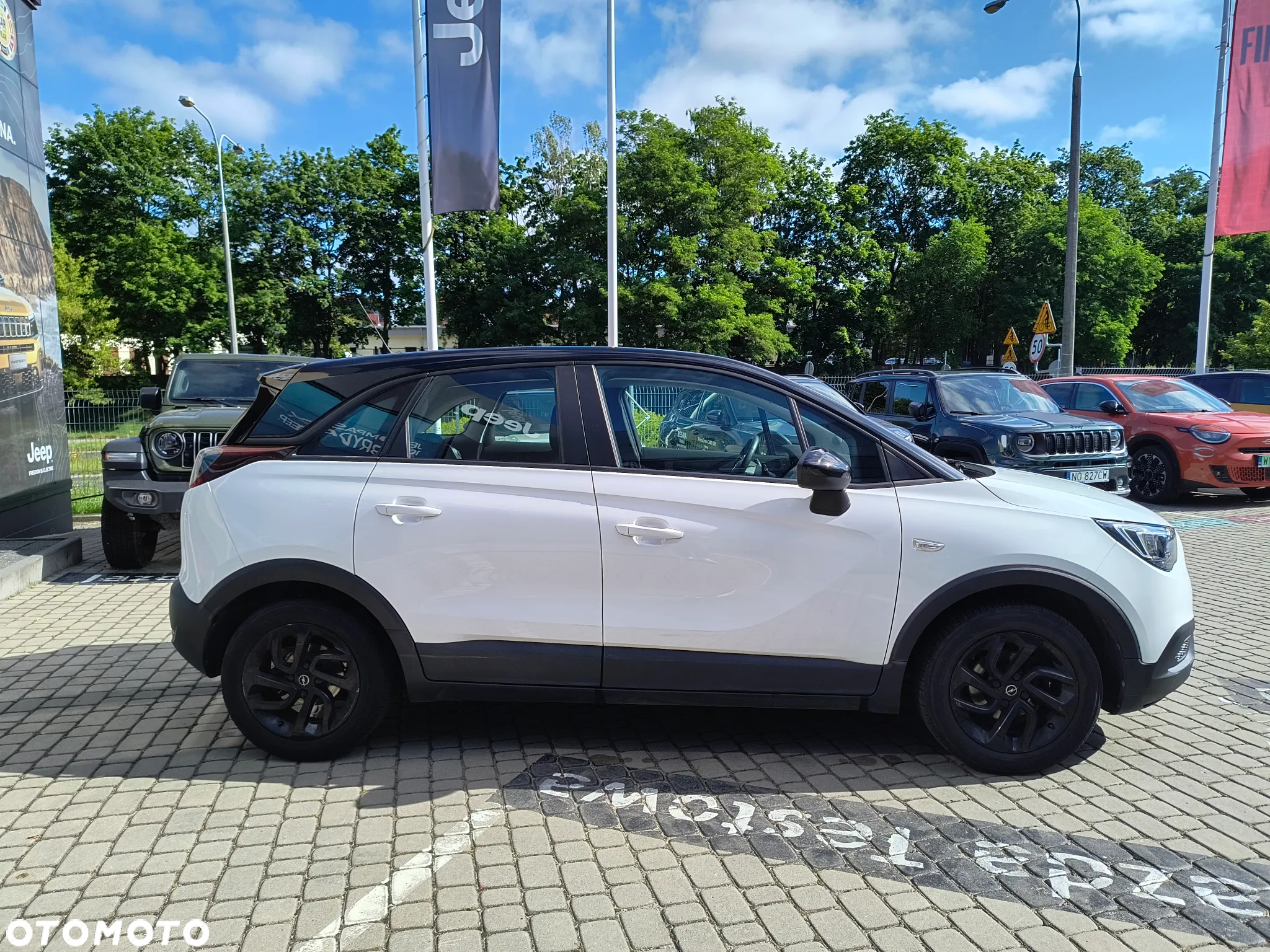 Opel Crossland X 1.2 Enjoy - 2