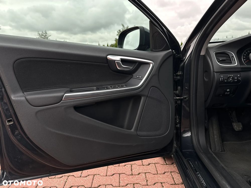 Volvo S60 D3 Kinetic - 10