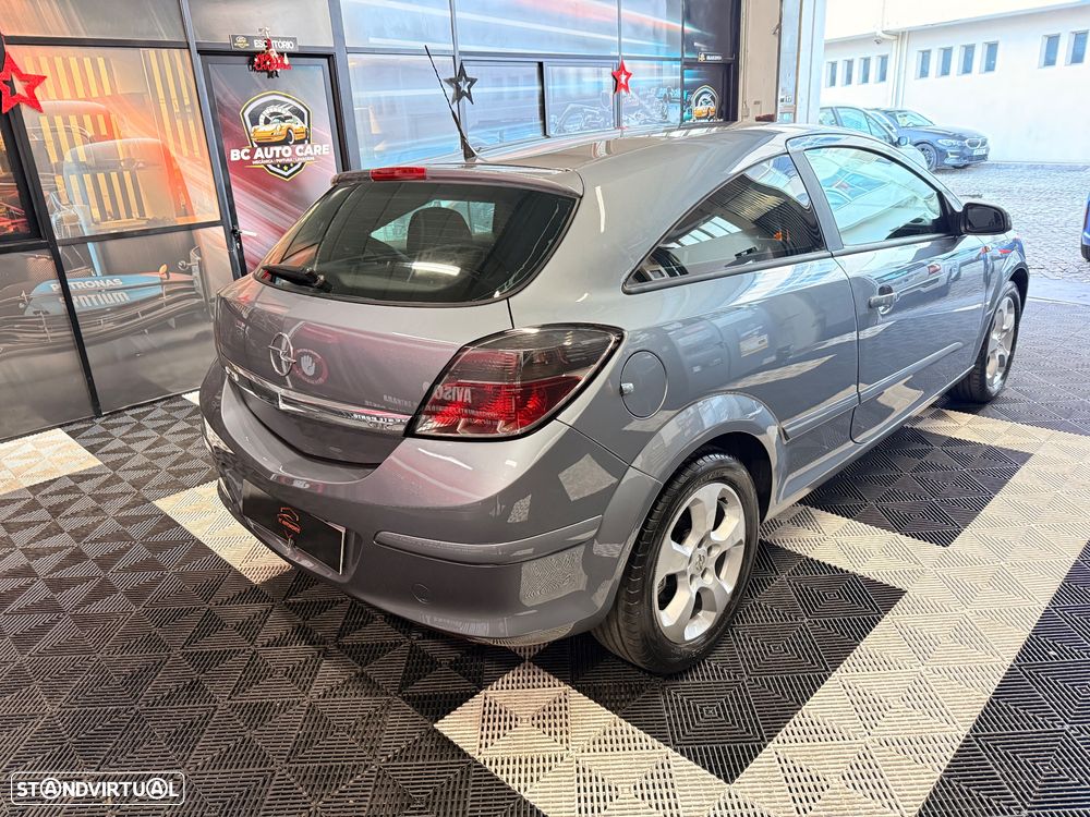 Opel Astra GTC 1.3 CDTI - 3