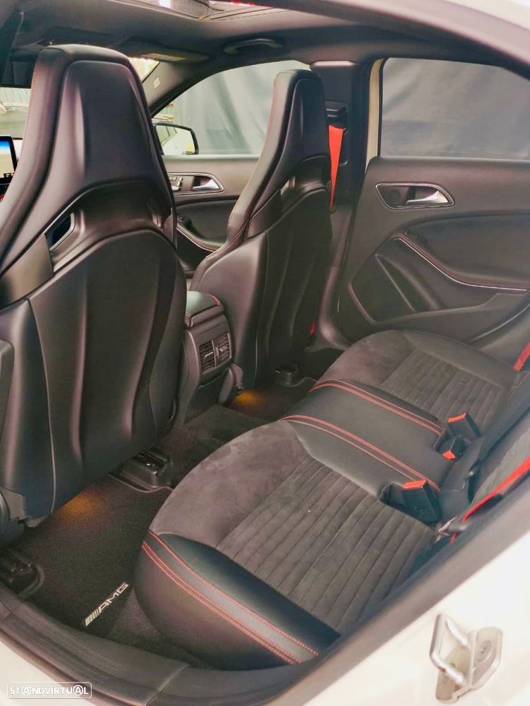 Mercedes-Benz A 45 AMG - 15