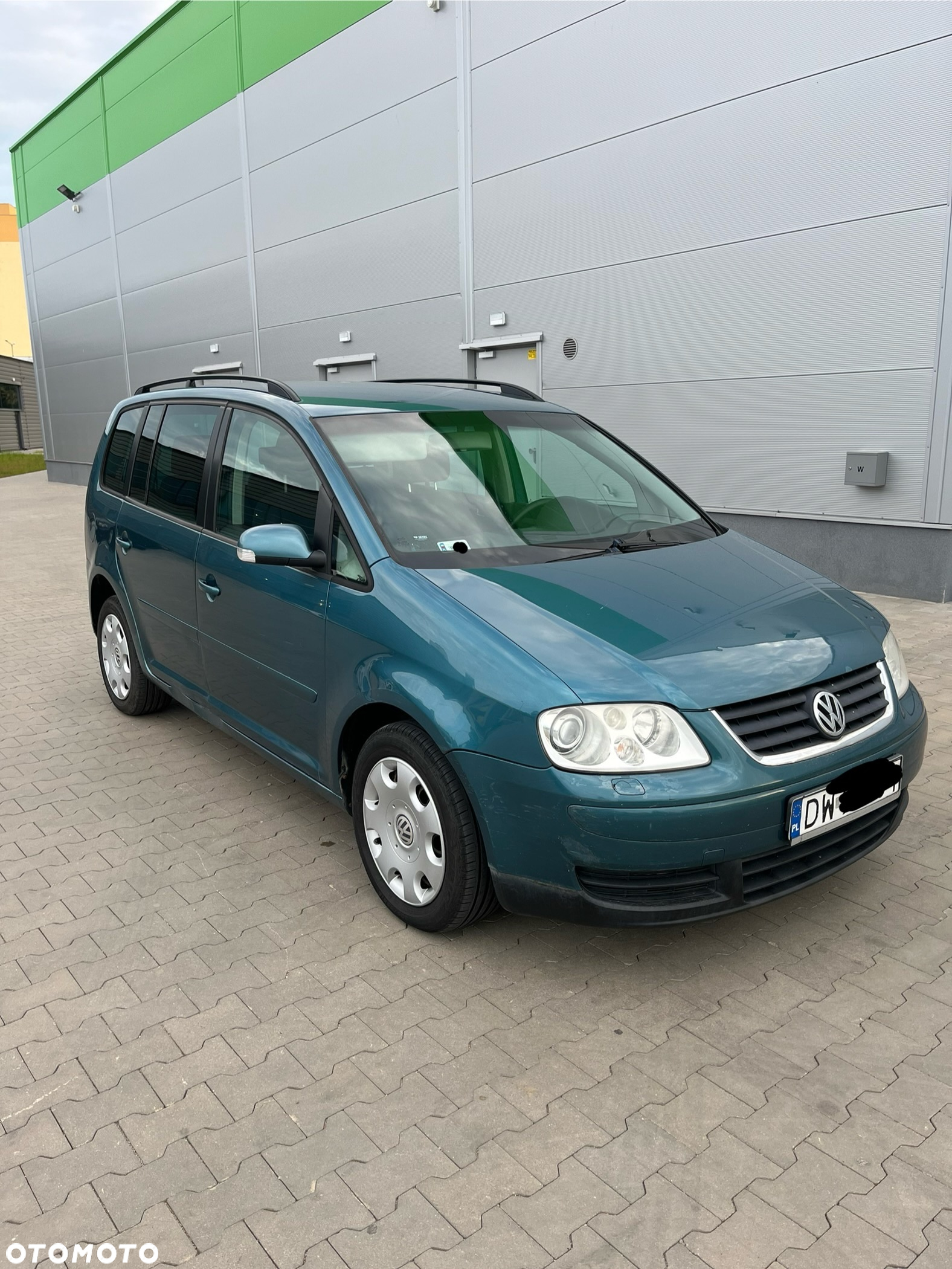 Volkswagen Touran 2.0 TDI Highline - 2