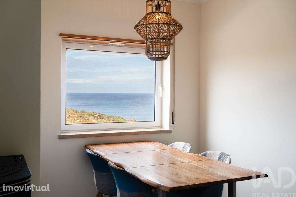 Apartamento T3 em São Martinho do Porto de 137,00 m2 - Grande imagem: 2/28