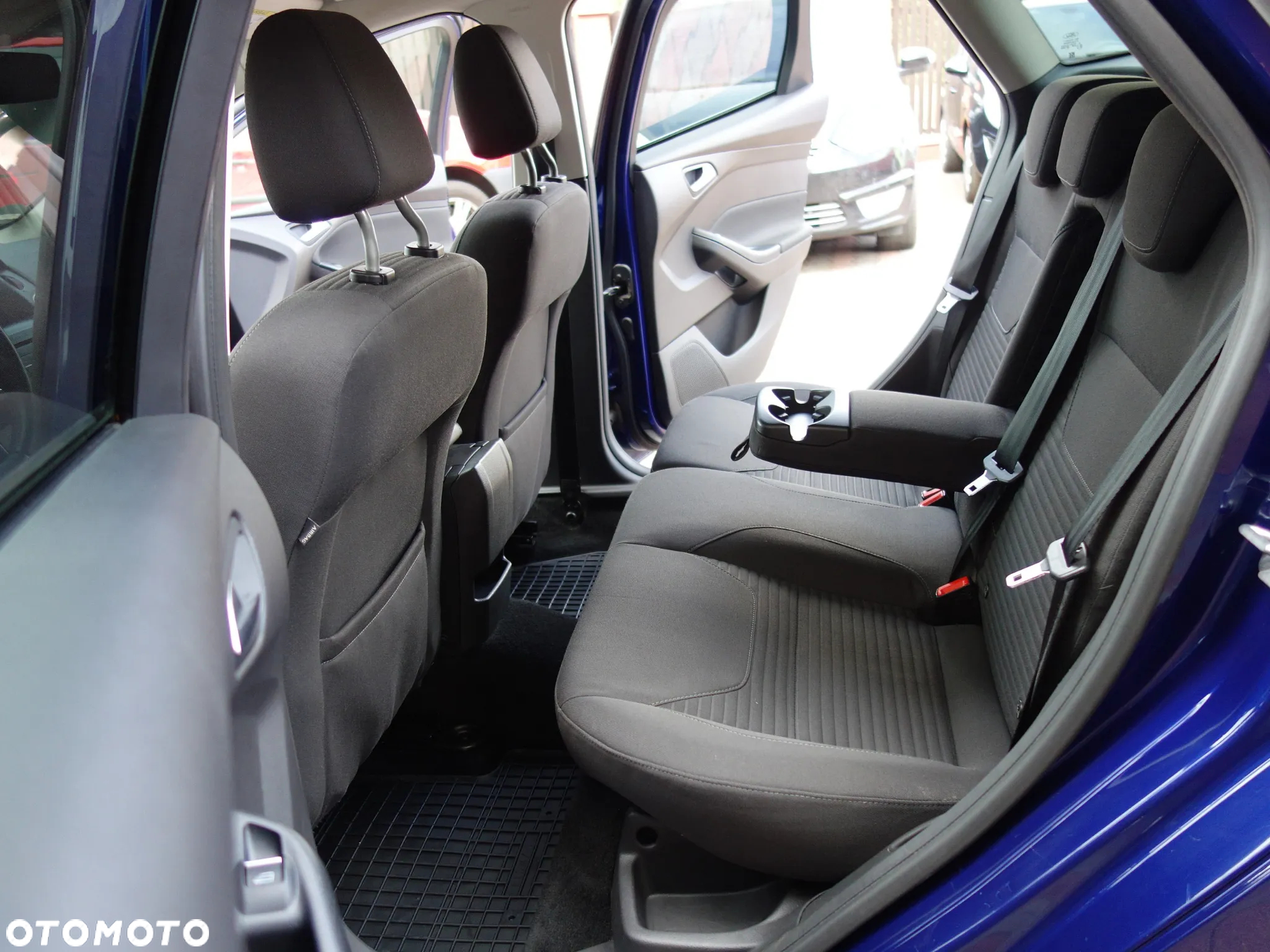 Ford Focus 2.0 TDCi Titanium ASS - 24