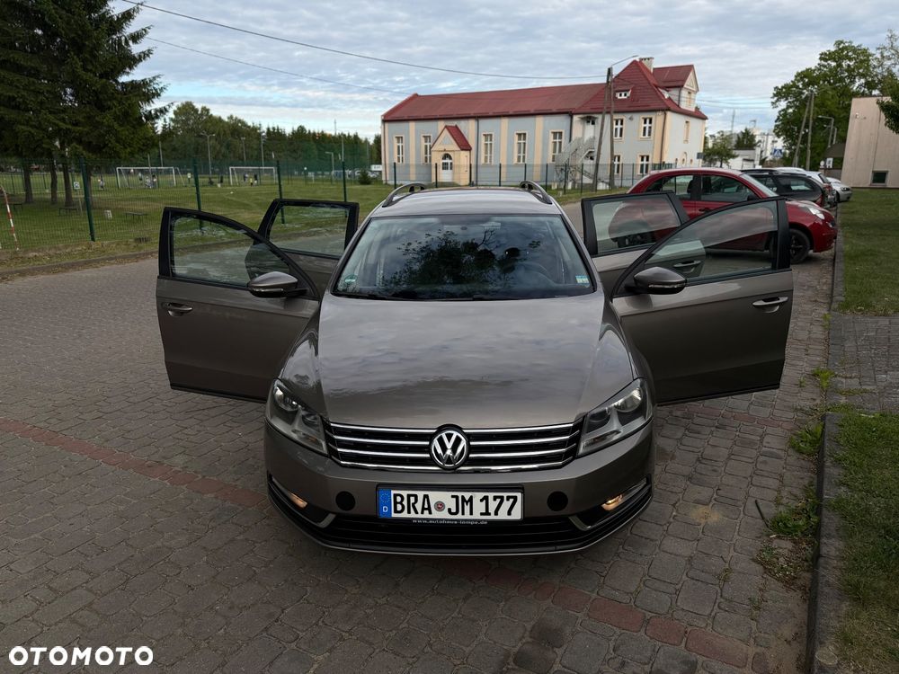 Volkswagen Passat 1.4 TSI BMT Comfortline - 13