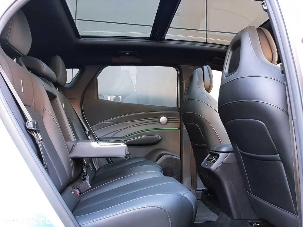 Omoda 7 1.5 T-GDi Super Hybrid Luxury - 25