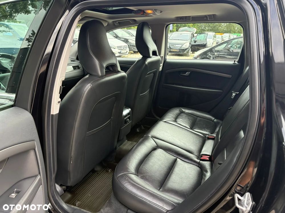 Volvo V70 D3 Geartronic Momentum - 22