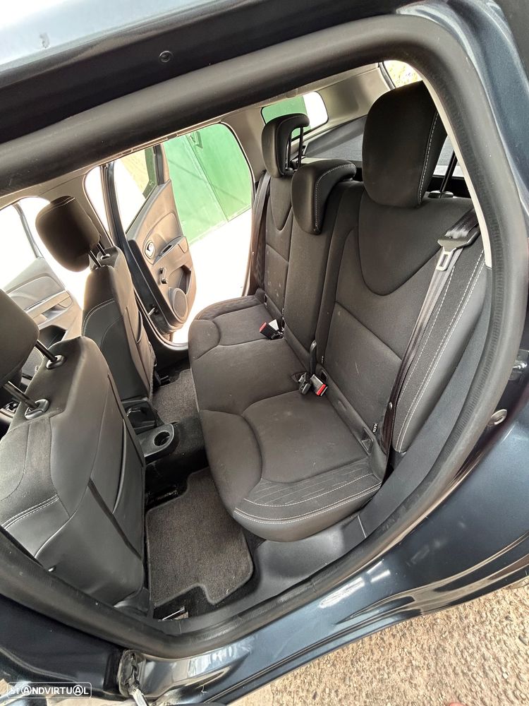 Renault Clio 0.9 TCe Limited Edition - 10
