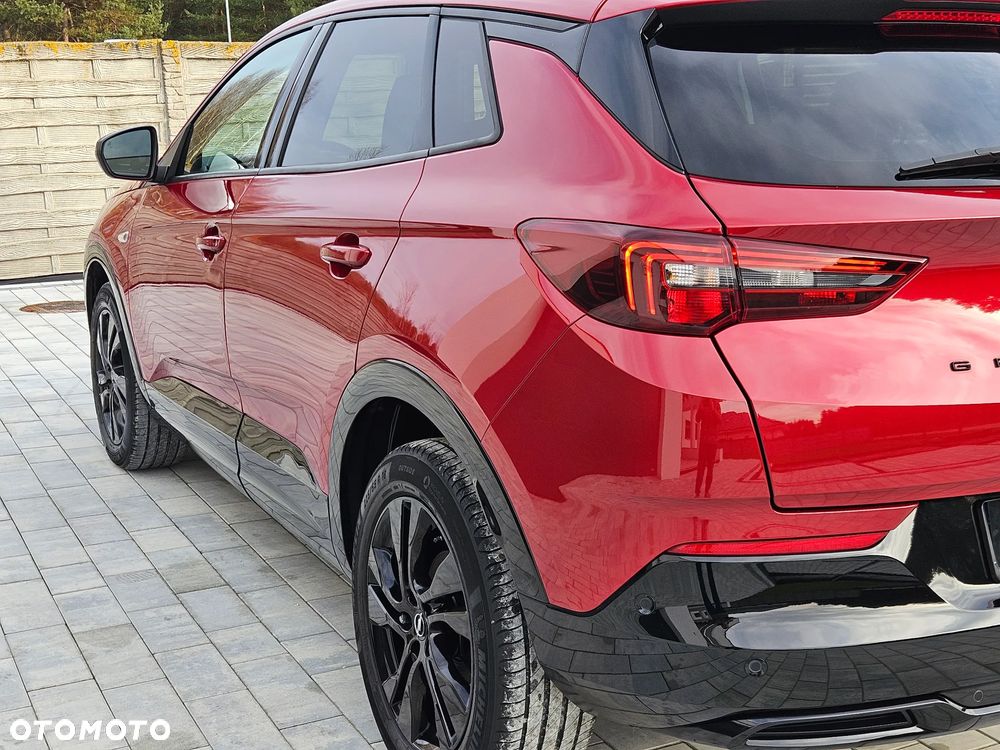 Opel Grandland 1.2 T GS S&S - 12