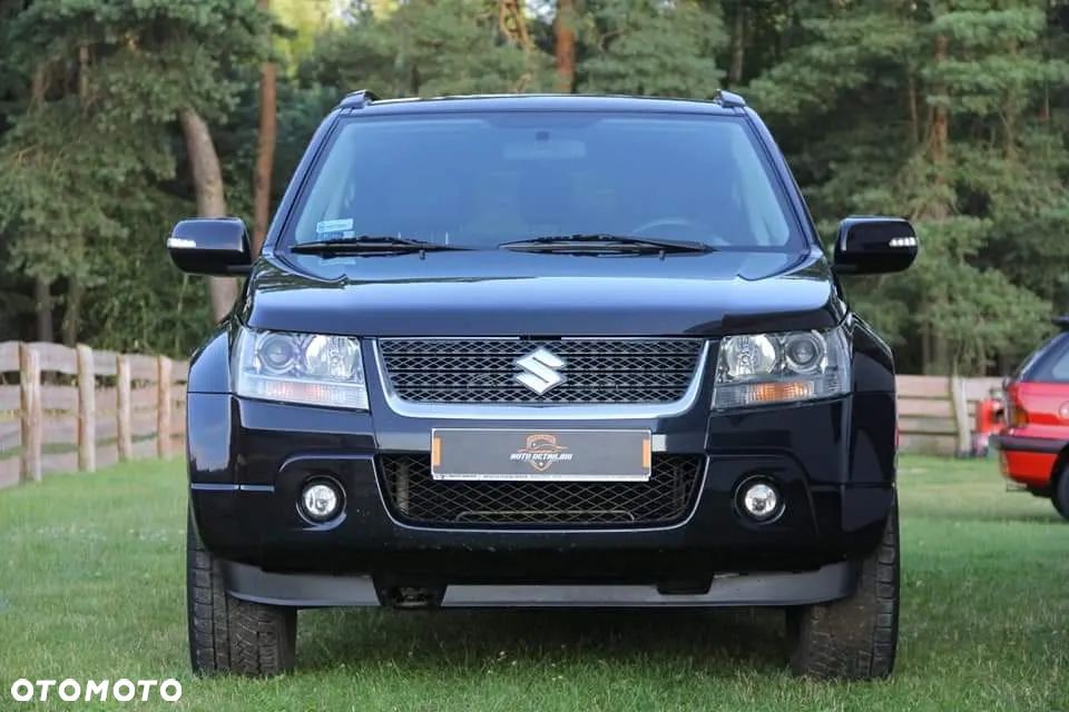 Suzuki Grand Vitara 2.0 De luxe - 1