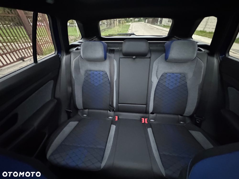 Volkswagen Golf 2.0 TSI 4Motion R Black Edition DSG - 32