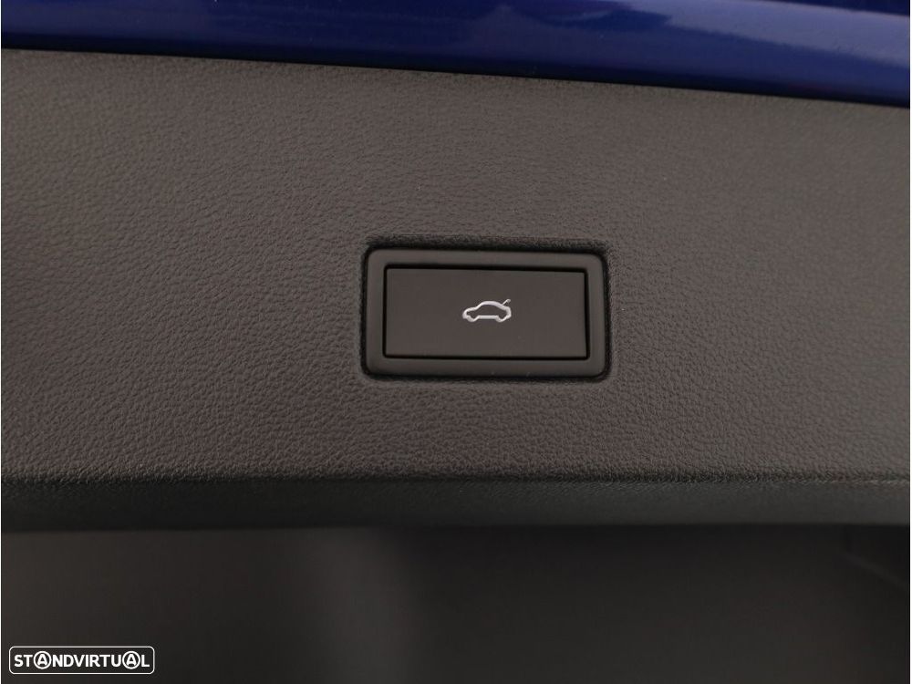 VW T-Roc 1.5 TSI R-Line DSG - 18