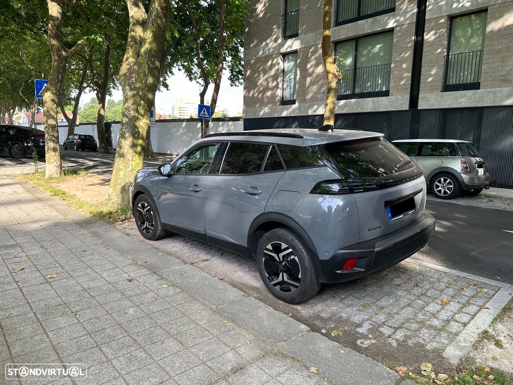 Peugeot 2008 1.2 PureTech Allure Pack - 2