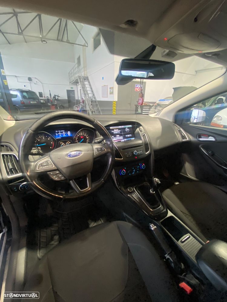 Ford Focus SW - 4