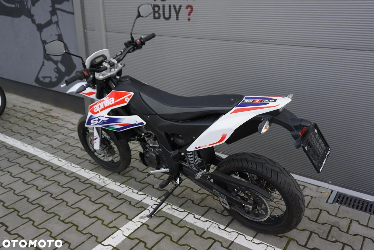 Aprilia SX - 12