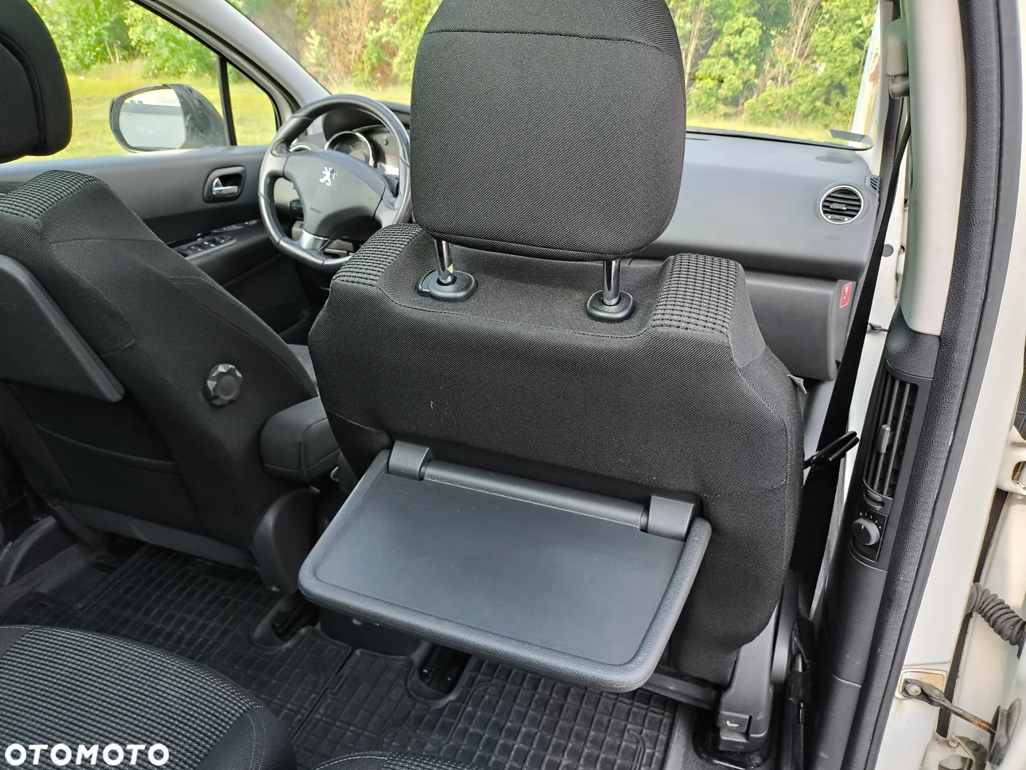 Peugeot 5008 1.6 HDi Premium - 14