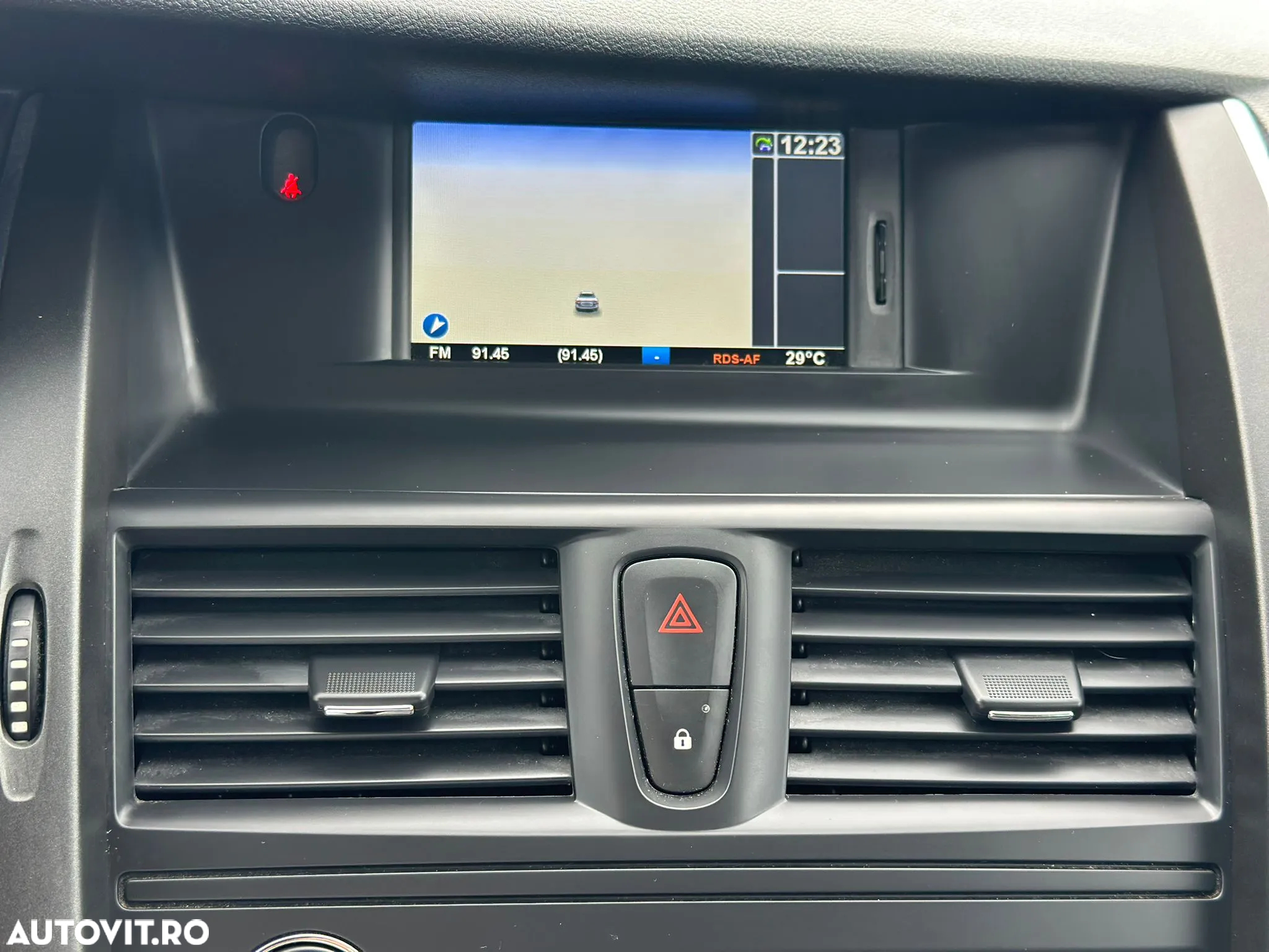 Renault Latitude 2.0 dCi Luxury - 14