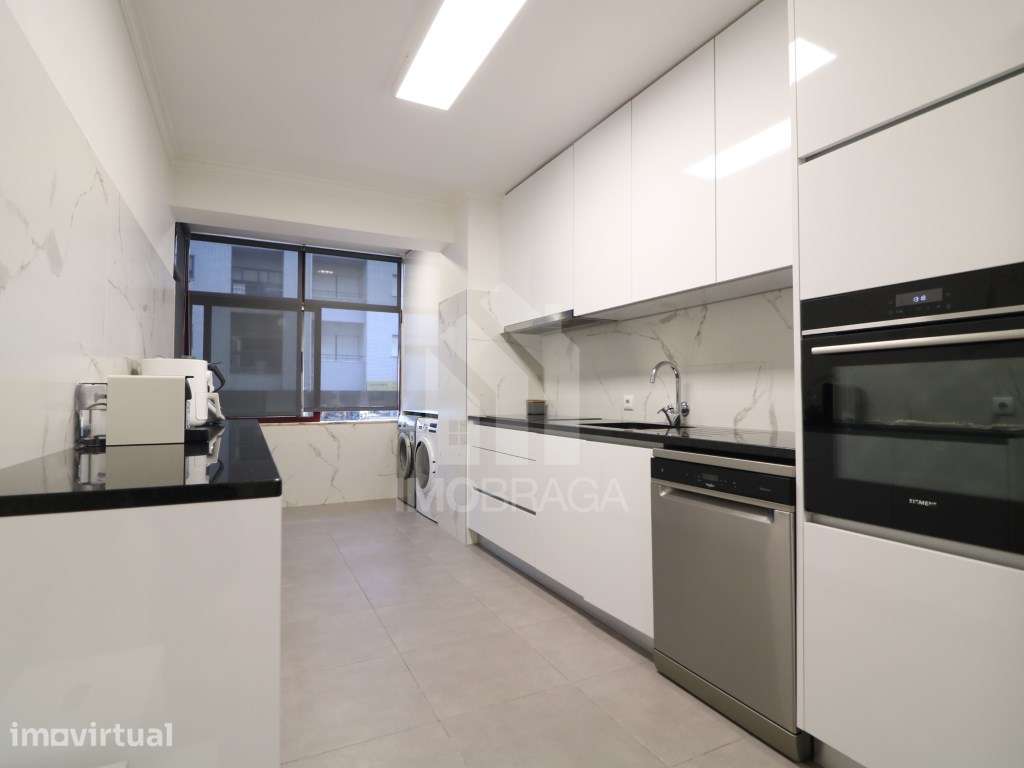 VENDA | APARTAMENTO T3 REMODELADO | S. VÍTOR, BRAGA - Grande imagem: 2/39