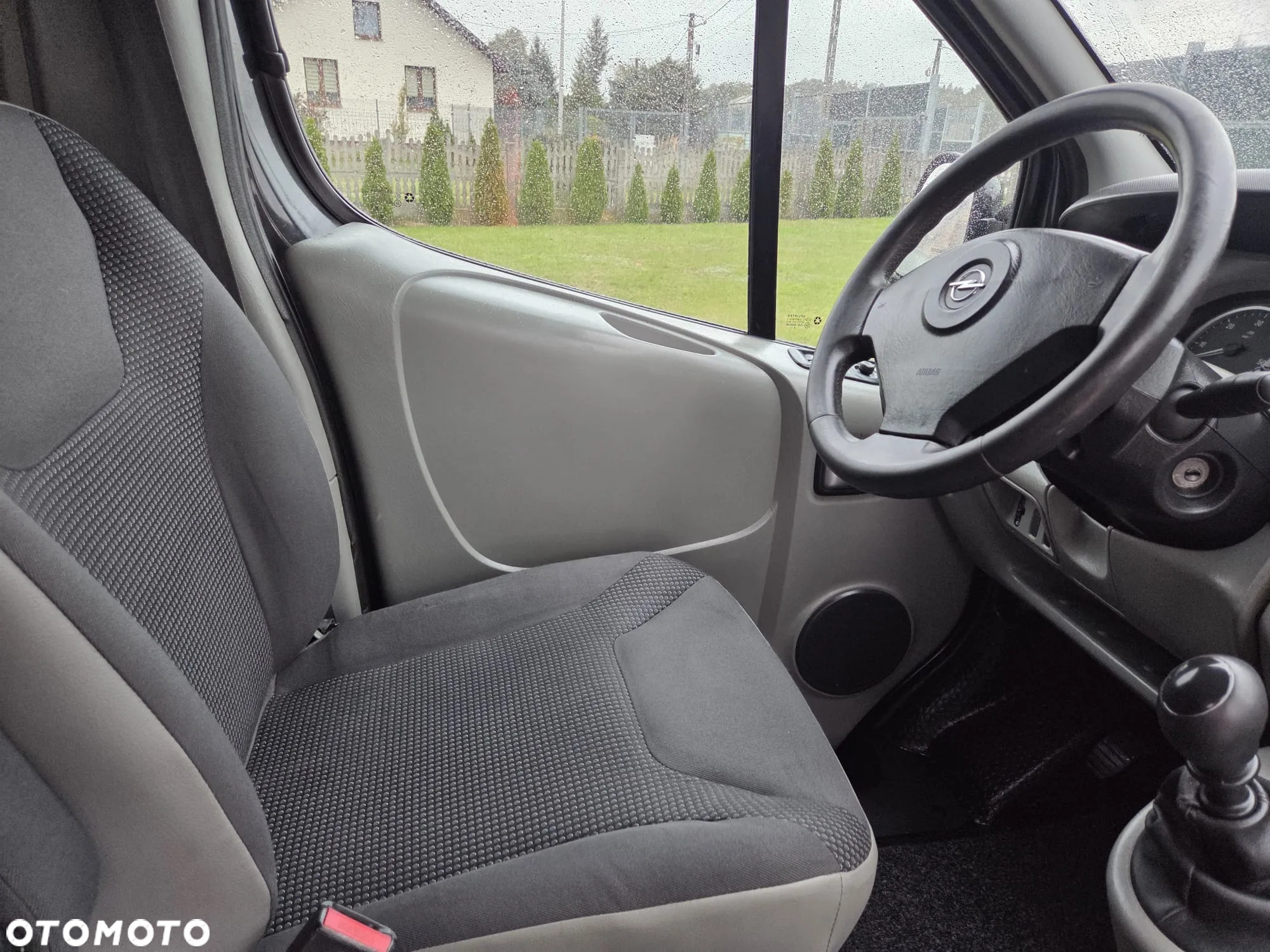 Opel VIVARO LONG KLIMA TEMPOMAT ORYGINAŁ DUBEL KABINA BRYGADÓWKA ZADBANY FULL OPCJA DOPOSAŻÓNY NA MAXA - 11