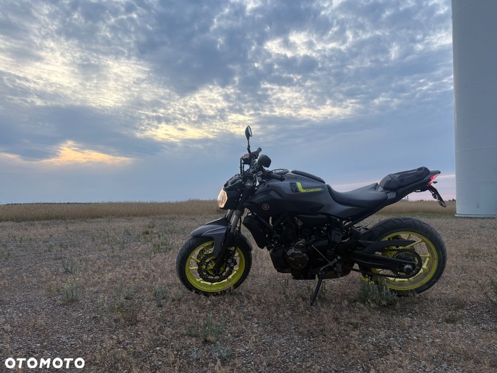 Yamaha MT - 2