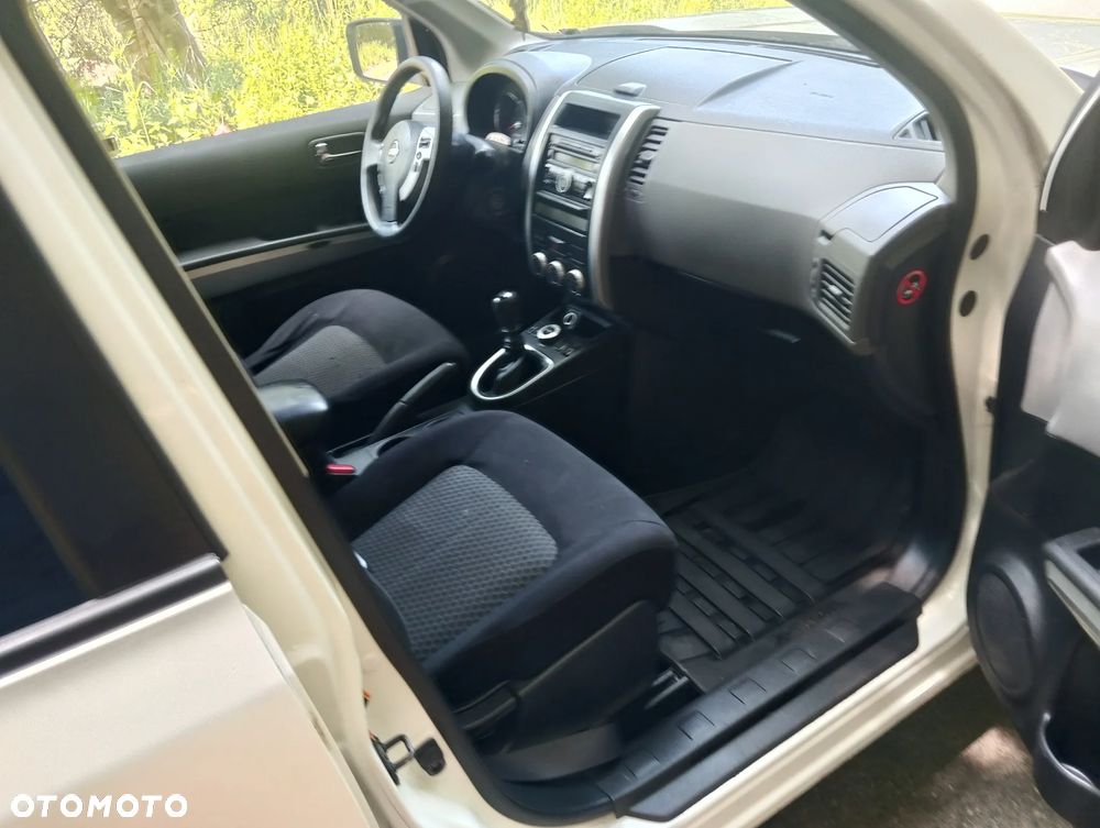 Nissan X-Trail 2.0 dCi 4x4 DPF Platinum - 11