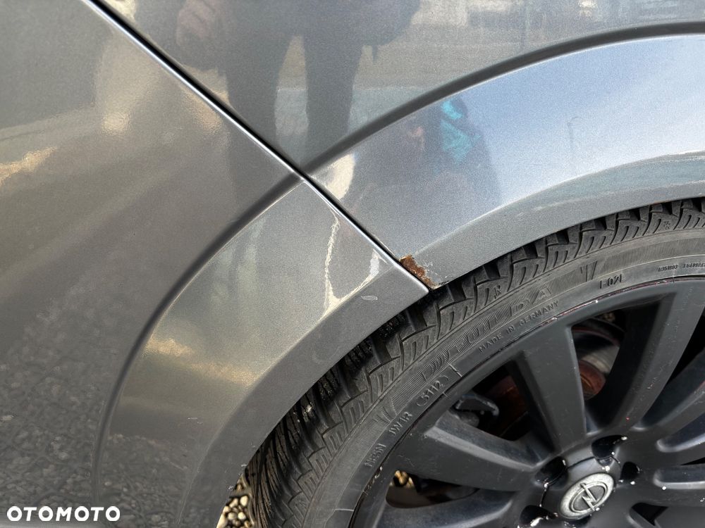 Opel Astra 2.0 T OPC - 10