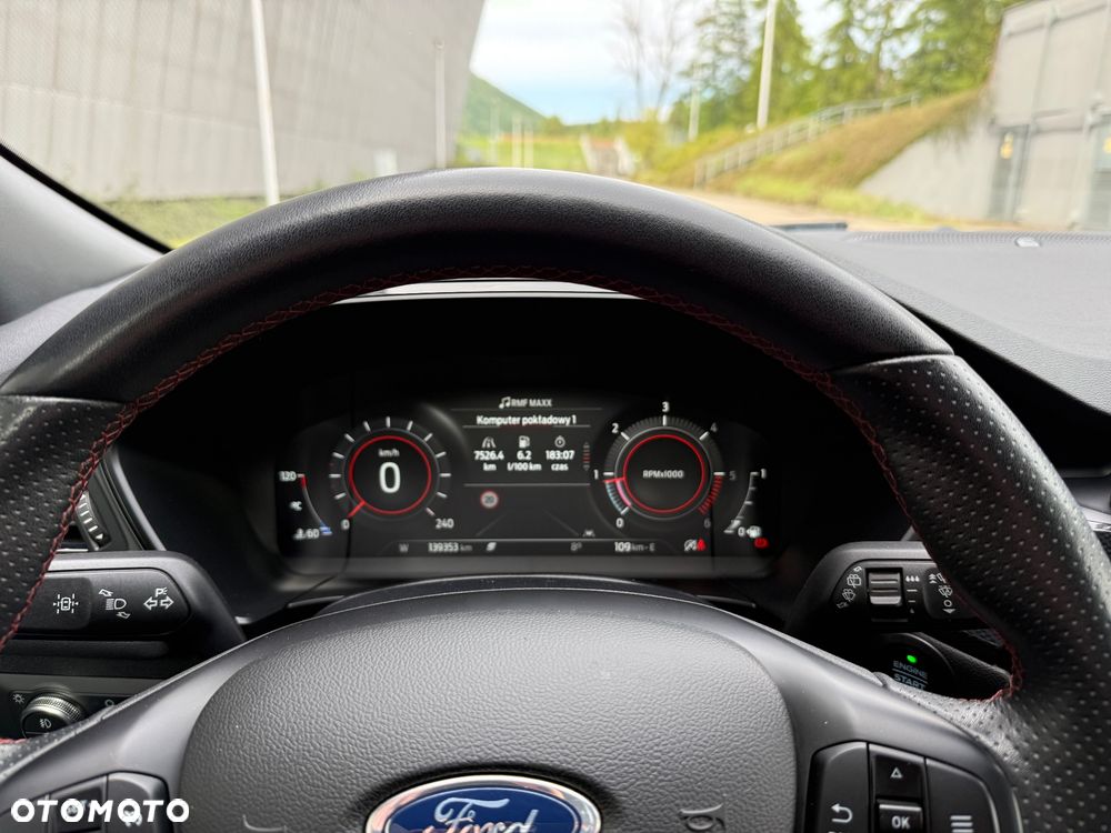 Ford Kuga 2.0 EcoBlue Hybrid ST-LINE X - 21