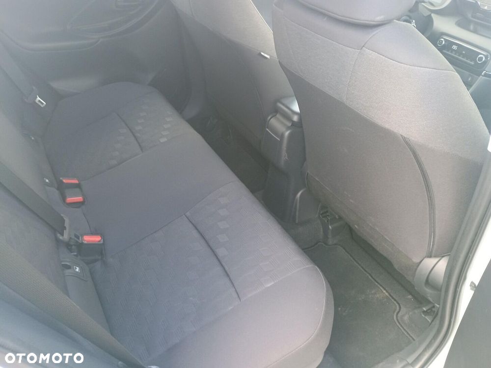 Toyota Yaris Hybrid 1.5 Style - 12