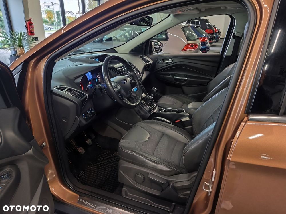 Ford Kuga 2.0 TDCi 4x4 Titanium - 6