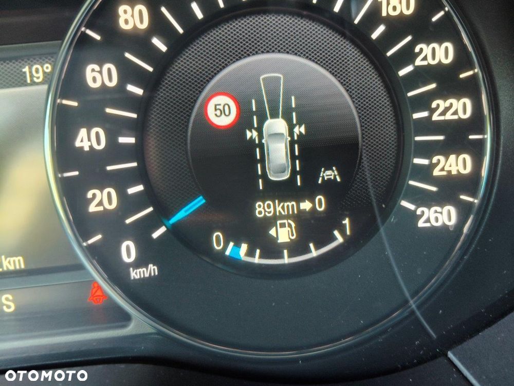 Ford S-Max 2.0 EcoBlue Titanium - 24