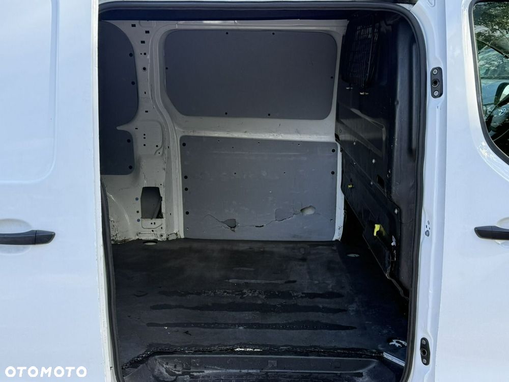 Toyota ProAce - 16