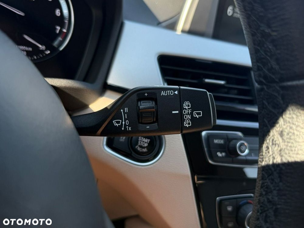 BMW X1 sDrive18i xLine - 21