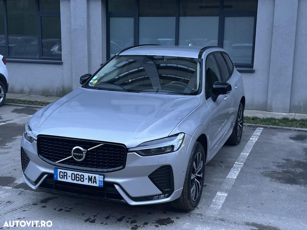 Volvo XC 60 B4 D Ultimate Dark - 2