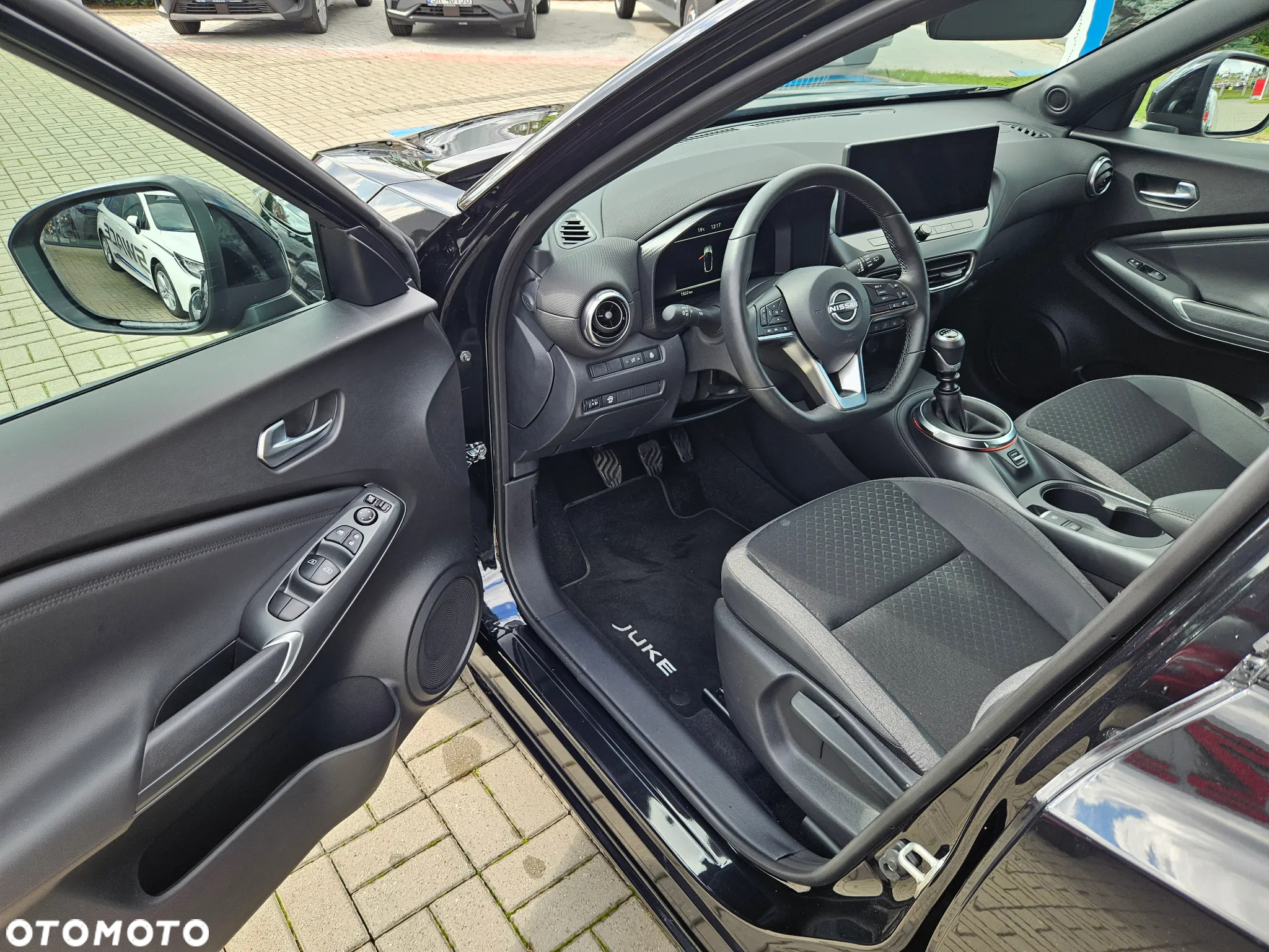 Nissan Juke 1.0 DIG-T N-Connecta - 9